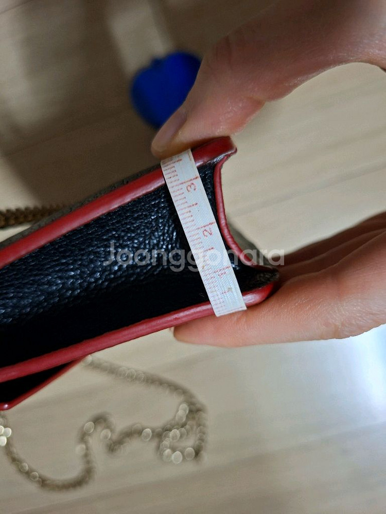 미우미우 크로스백 (정품)--5