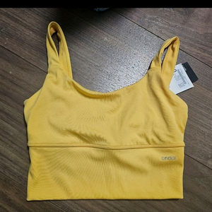 안다르 비 프리 올데이 크롭탑