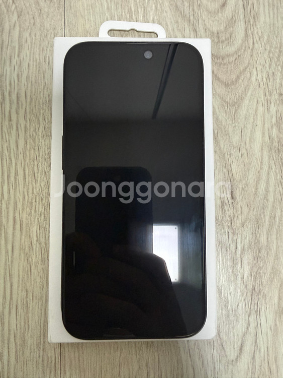 아이폰15프로 128GB 블랙 티타늄 + 애플 정품실리콘케이스--1