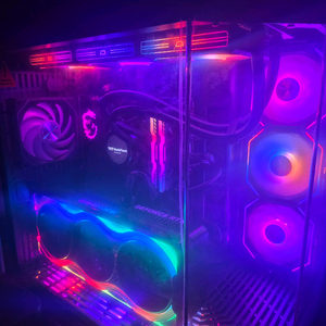 HYTE Y70 블랙 + 쿨러