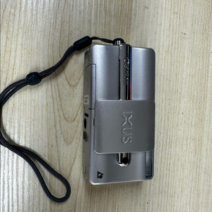 캐논 IXUS III 익서스 3 APS 필름카메라 줌렌즈 판매합니다 모델 & 구성: Canon IXUS III