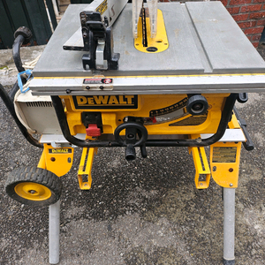 디월트 테이블쏘 마이터쏘 DWE7492 전원 110V