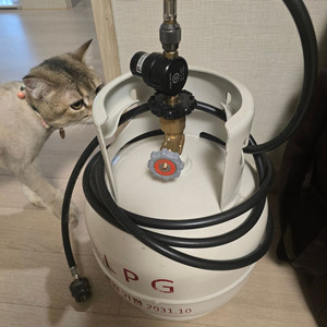 위오 이소가스히터 + 스팀팟 레귤레이터 + LPG연결선 + LPG 가스통 난로세트 이미지