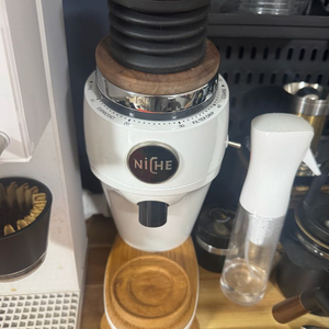 니체제로 정발 화이트(마지막다운)