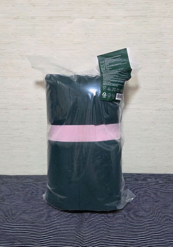 MSGM + 스타벅스 그린 블랭킷 그린 양말 미사용 새상품--1