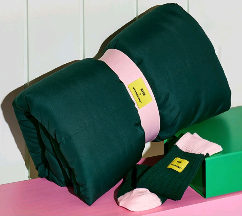 MSGM + 스타벅스 그린 블랭킷 그린 양말 미사용 새상품--7