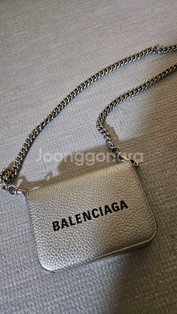 발렌시아가 3단 체인 지갑--0