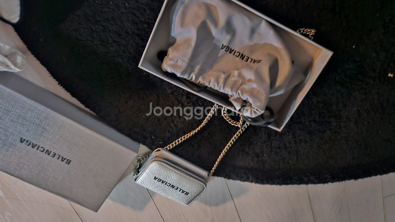 발렌시아가 3단 체인 지갑--2