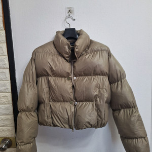 크롭 오리털 패딩