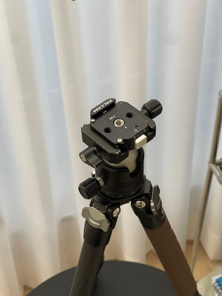 [캐논 EOS RP + RF 24-105mm + 레오포토 LS-224C + 풀박/영수증 포함 풀세트 일괄 판매] 이미지