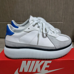 택포)오니츠카 타이거 델리시티 225 사이즈