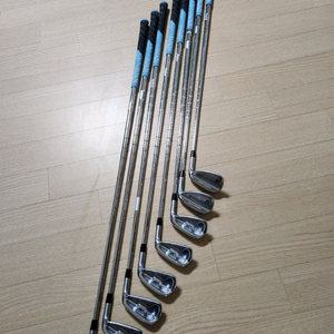 V300 8세대 8아이언 950 S