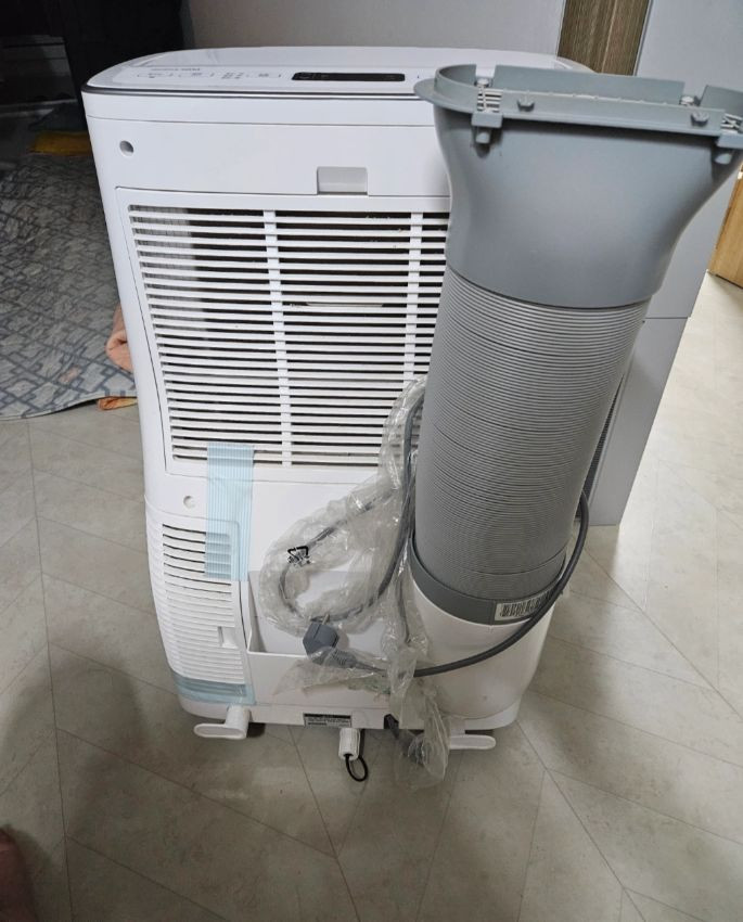 LG 휘센 이동식 에어컨 모델명 PQ07DCWCN--2