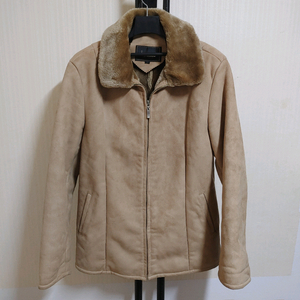 여자 무스탕 자켓 15000원에 팝니다