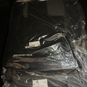 w214 e300 차량 내부 매트