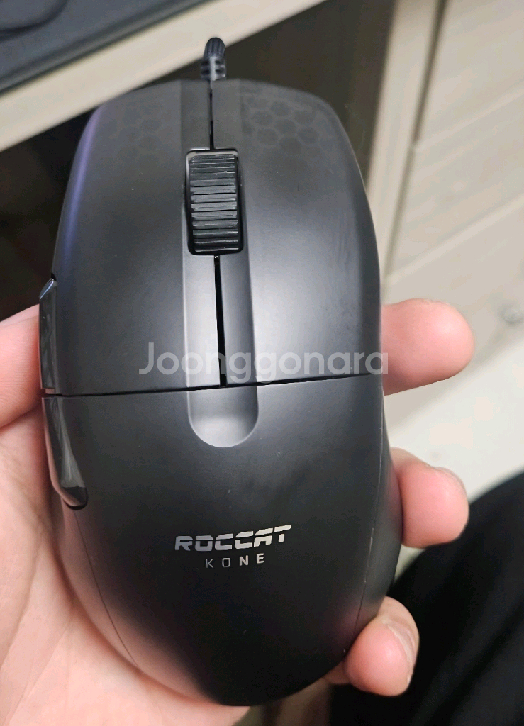 로캣 콘프로 유선마우스입니다--1