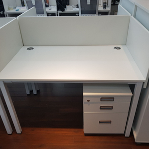 [판매] (새상품) YH-라온책상을 최저가판매합니다.