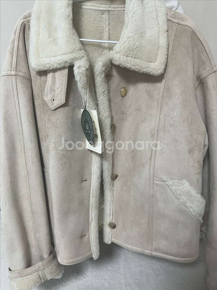 틸아이다이 무스탕--2