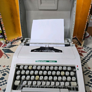 빈티지 마라톤 1000 DLX 한글타자기