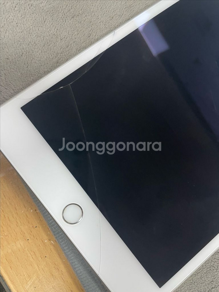 어이패드 미니5세대 65g셀룰러 골드--1