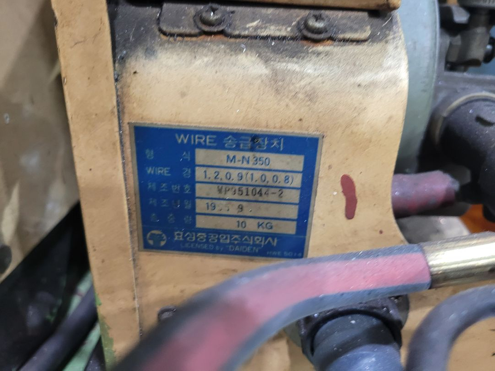 CO2/MAG 용접기 350A, 효성중공업 94년식 입니다. 선길이 약5m정도 입니다.--5