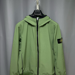 [정품] 신형, 새상품급 / 스톤아일랜드 소프트쉘 M