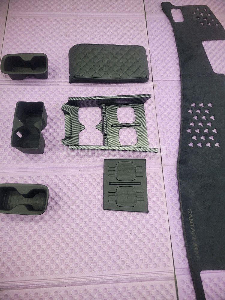 MX5 싼타페 실내 매트및 악세사리 팝니다.--6