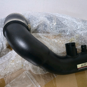 BMW FTP터보차지파이프&흡기인테이크, 목쿠션, 시트커버 등 팝니다.