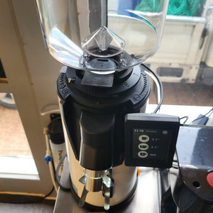 씨메 맥 그라인더 MAC 75 CIME 화이트 커피그라인더 커피분쇄기 이미지