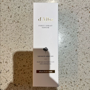 달바 화이트 트러플 퍼스트 스프레이 세럼 이미지