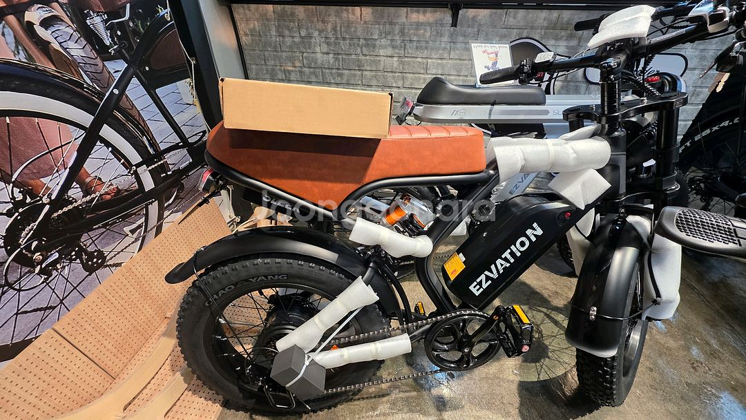 (새제품)없어서 못산다는 이지베이션 BS슬릭 팻바이크 전기자전거--4