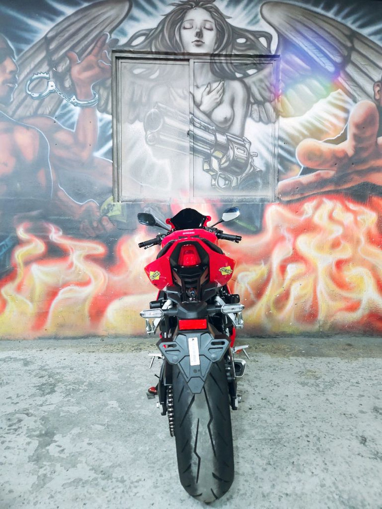 CBR650CC/24년식/7238KM/블랙박스/CBR650RAC/바이크 이미지