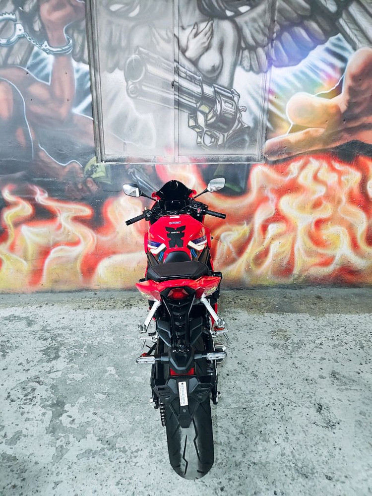 CBR650CC/24년식/7238KM/블랙박스/CBR650RAC/바이크 이미지