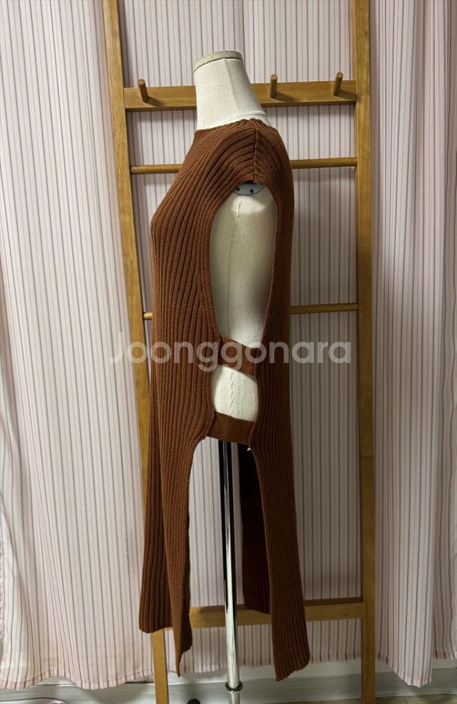 독특한 옆트임 골지 레이어드 니트 롱 원피스 브라운 베스트 조끼--0