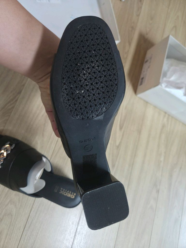 제옥스 여성 샌들 250 블랙 W1D2DUC9M11--5