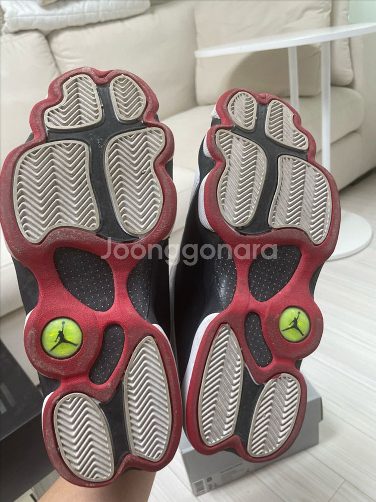 조던13 히갓입니다 18년도 레트로버전입니다 260--1