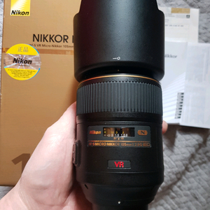 니콘 AF-S 105mm f/2.8 ED VR 렌즈