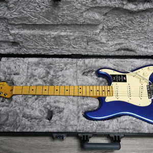 펜더 아메리칸 울트라 스트라토캐스터 sss 새제품 이미지