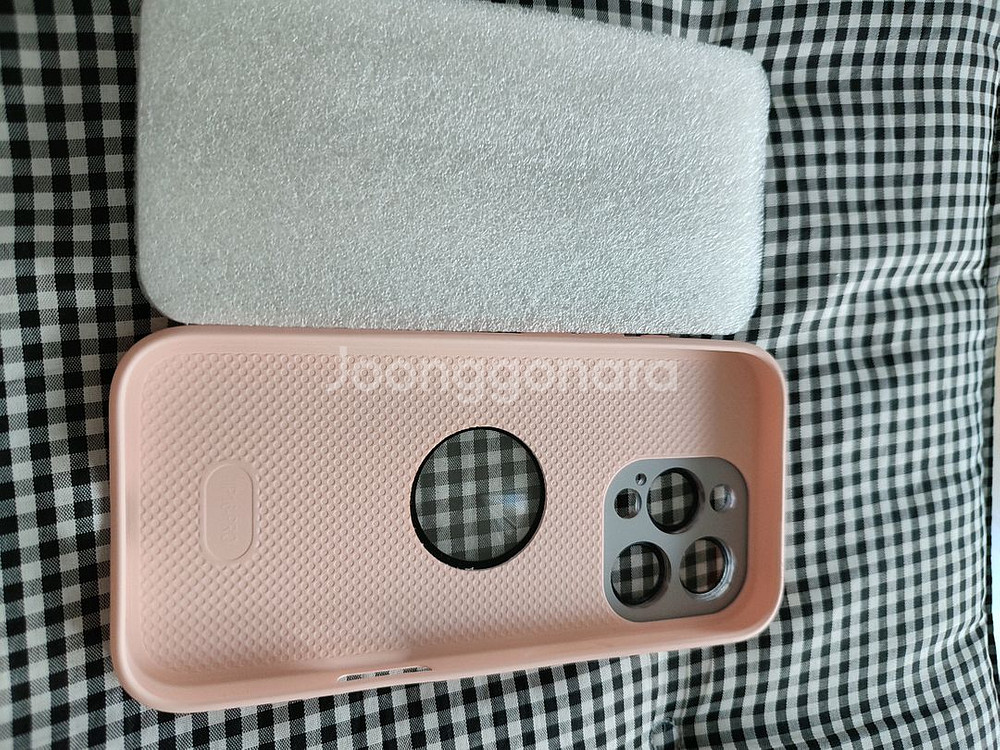 환불가능)아이폰 16 Pro 핑크 케이스 (새상품)--1