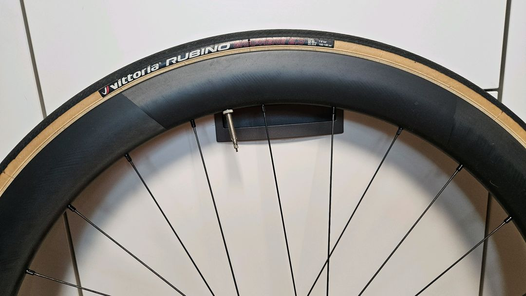 노바텍 R5 카본 디스크 휠셋--3