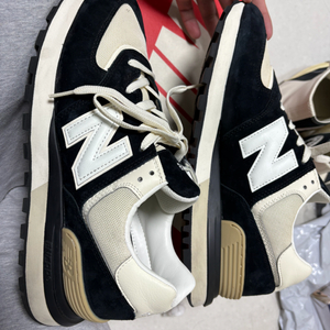 285 뉴발란스 574 레거시 블랙