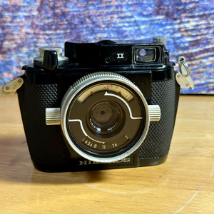Nikonos II 필름 수중카메라