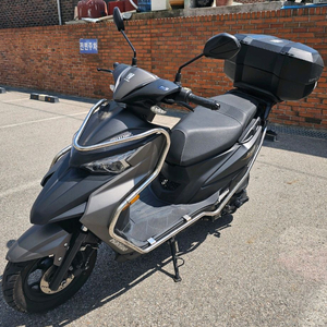 하우주스즈키 슈퍼이글hj125 스쿠터 판매합니다.