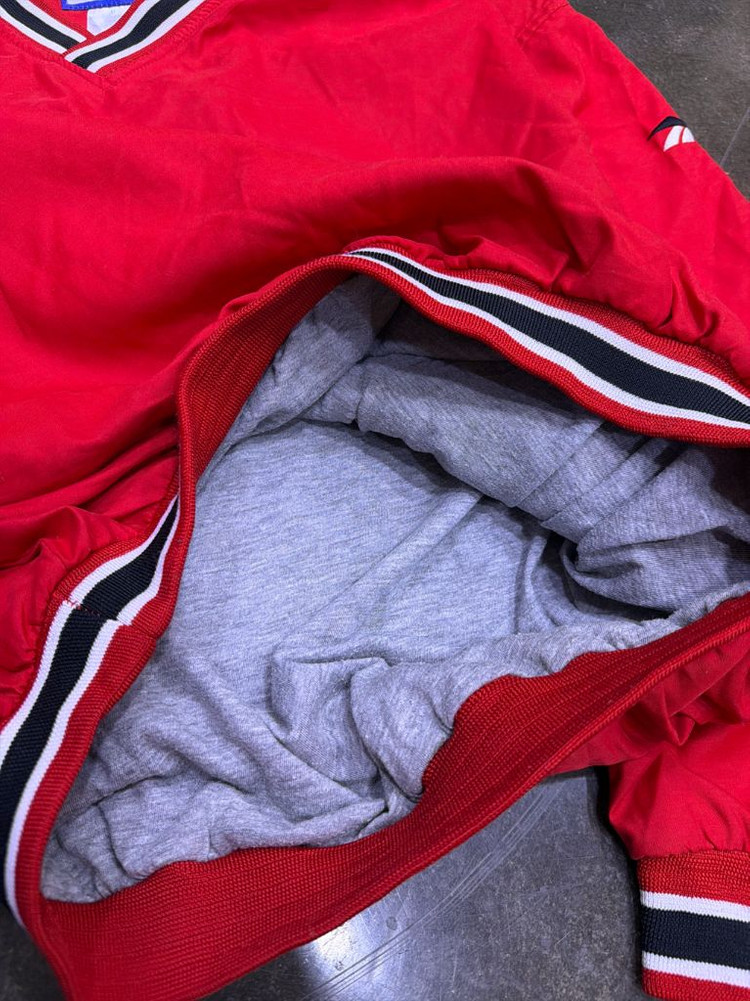 리복 클래식 올드스쿨 V넥 숄더 자수 웜업 바람막이 M--7