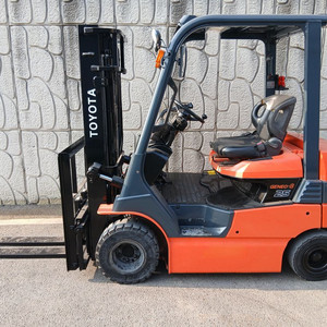 [팔아요] 토요타 2.0톤 전동(좌식) 지게차