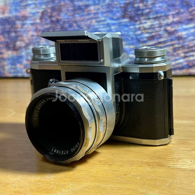 Contax FB + Carl Zeiss Jena Tessar 50mm f/2.8--1