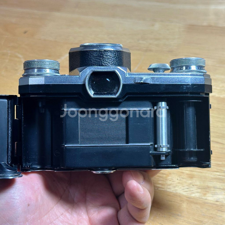 Contax FB + Carl Zeiss Jena Tessar 50mm f/2.8--5