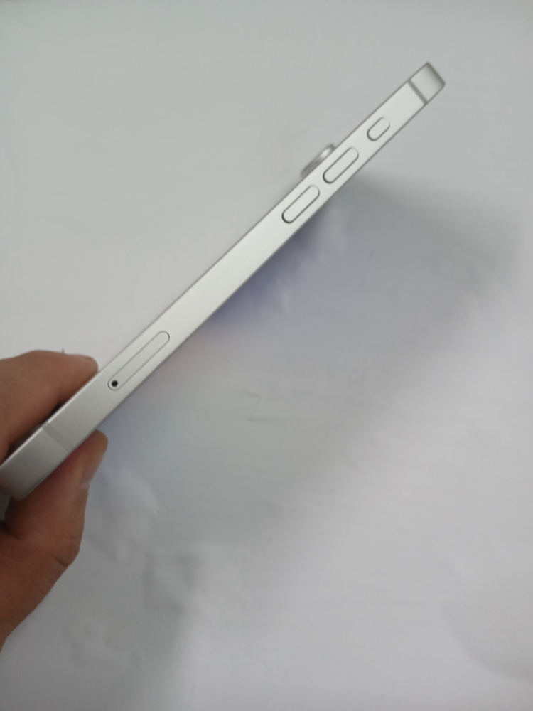 아이폰16e 512GB 팝니다s급중고폰업무폰저가폰세컨폰공기계게임폰효도폰게임폰알뜰폰) 이미지