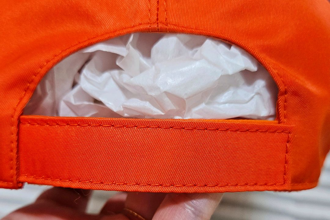 정품 프라다 삼각로고 볼캡 파격가 (1회착용)--5