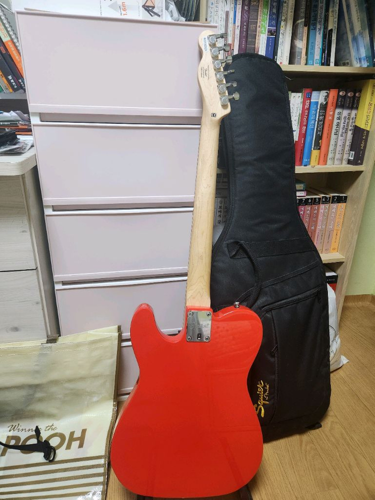 일렉기타 펜더 스콰이어 어피니티 레드 이미지